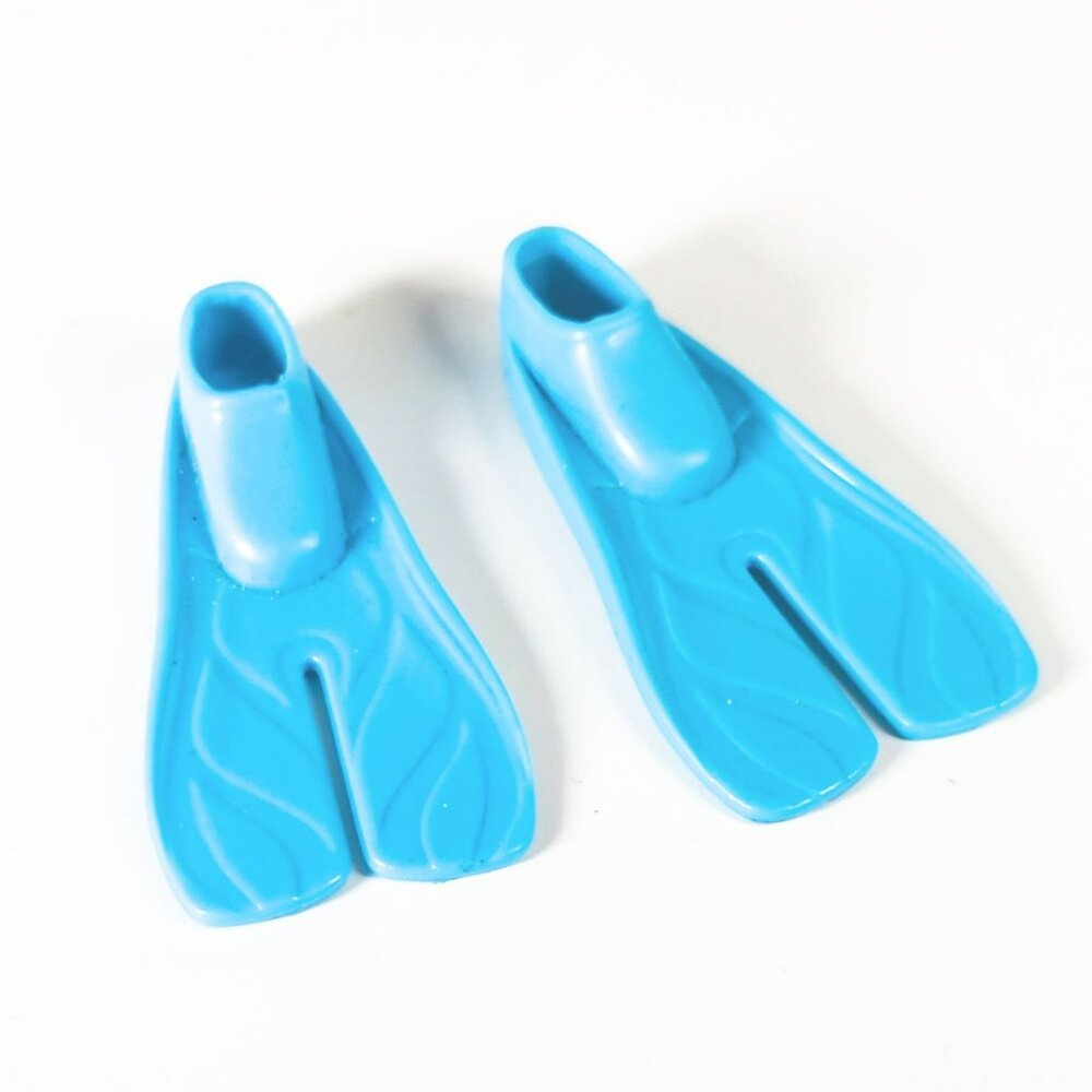 Barbie Dreamtopia Wave Runner Replacement Blue Scuba Flippers Shoes Doll Size